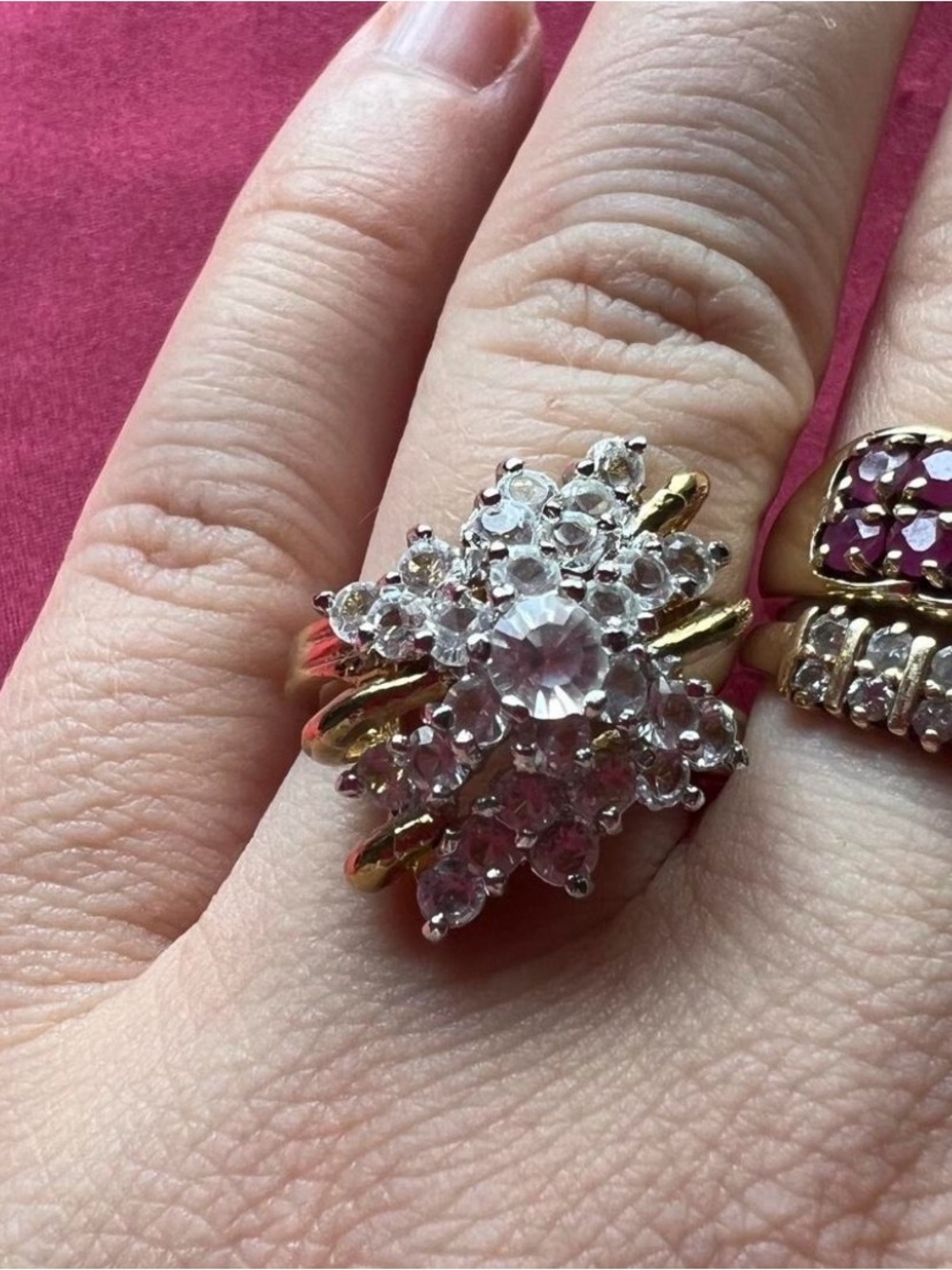 14 KGE vintage deadstock ring with clear stones size 6